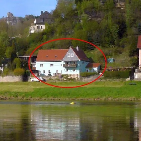 Haus Elbtalblick *